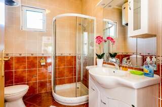 Апартаменты Apartments Batricevic Херцег-Нови Апартаменты с 1 спальней и диваном-кроватью (для 3 гостей)-9